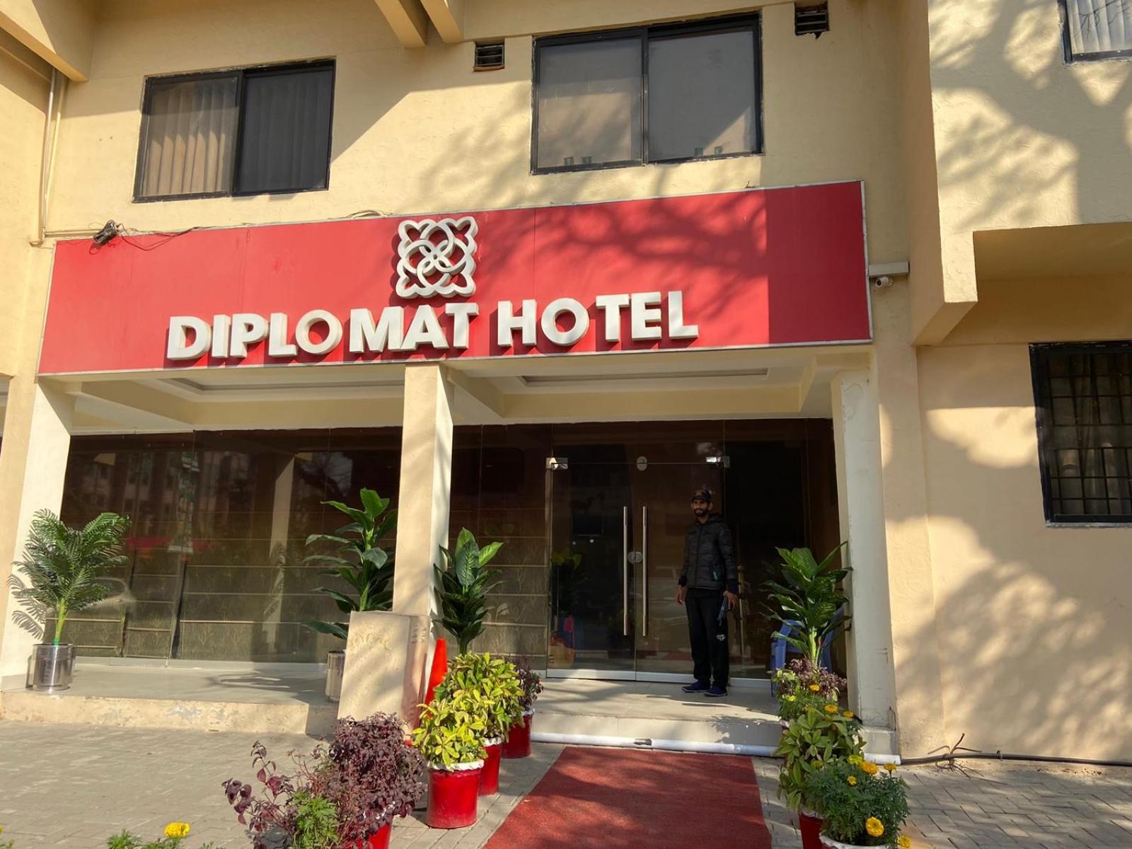 Diplomat Hotel Islamabad Exterior photo