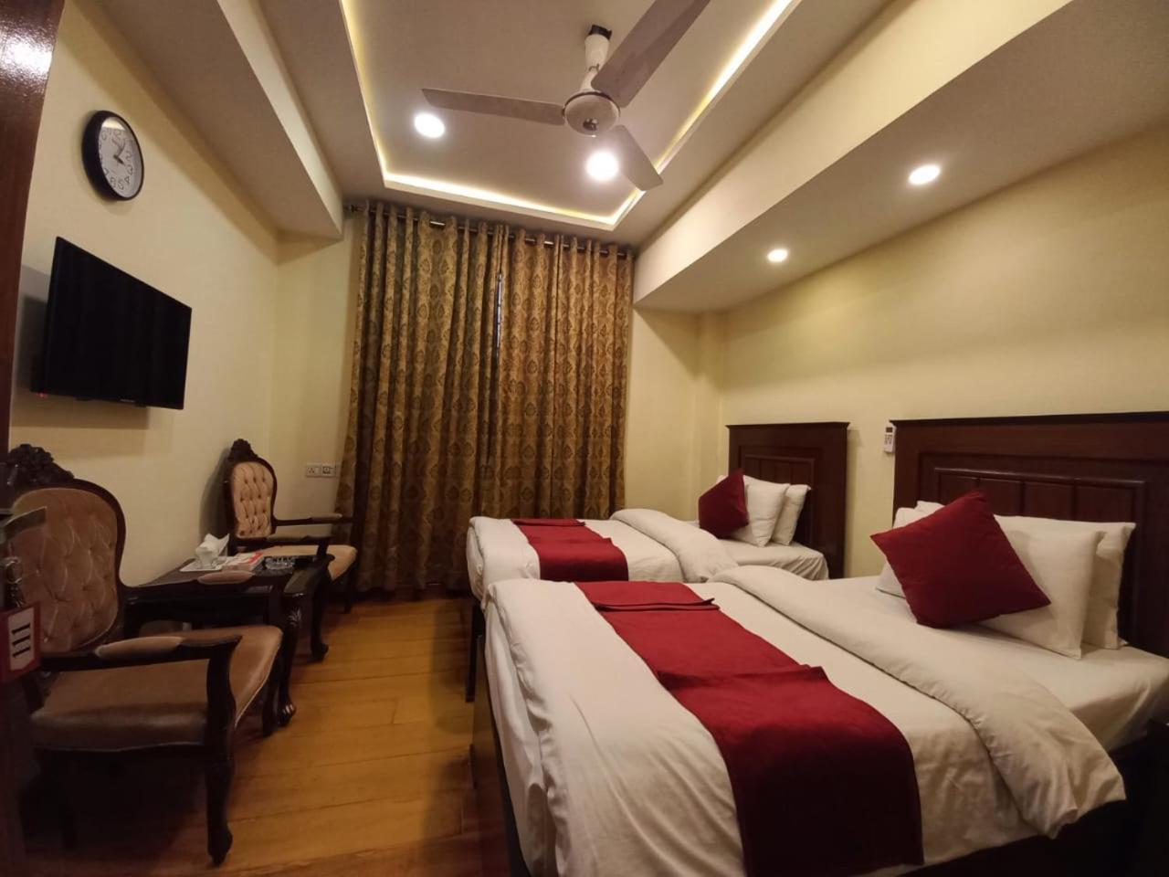 Diplomat Hotel Islamabad Exterior photo